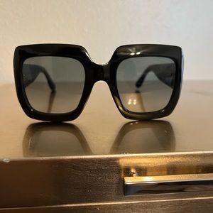 Gucci Oversize black square grey gradient 54mm womens sunglasses